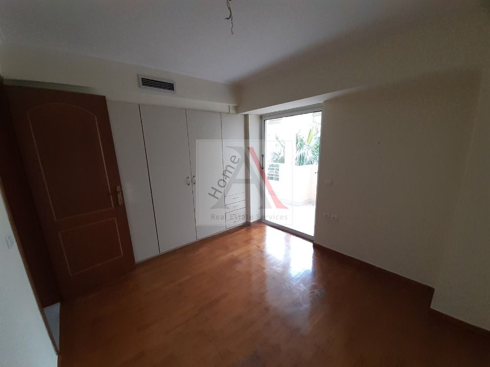 (for sale) Residential Apartment || Athens south suburbs / Palaio Faliro - 123.0sq.m, 3 B/R,520.000€