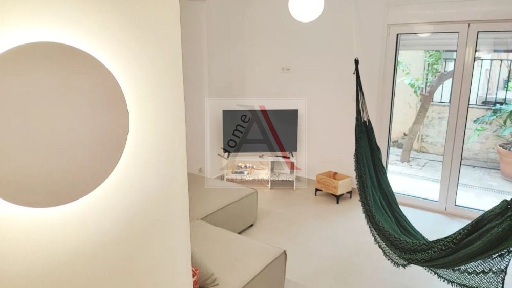 (for sale) Residential Apartment || Athens south suburbs / Palaio Faliro - 54.0sq.m, 1 B/R,177.000€