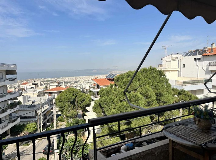 (for sale) Residential Apartment || Athens south suburbs / Ilioupoli - 192.0sq.m, 3 B/R,495.000€