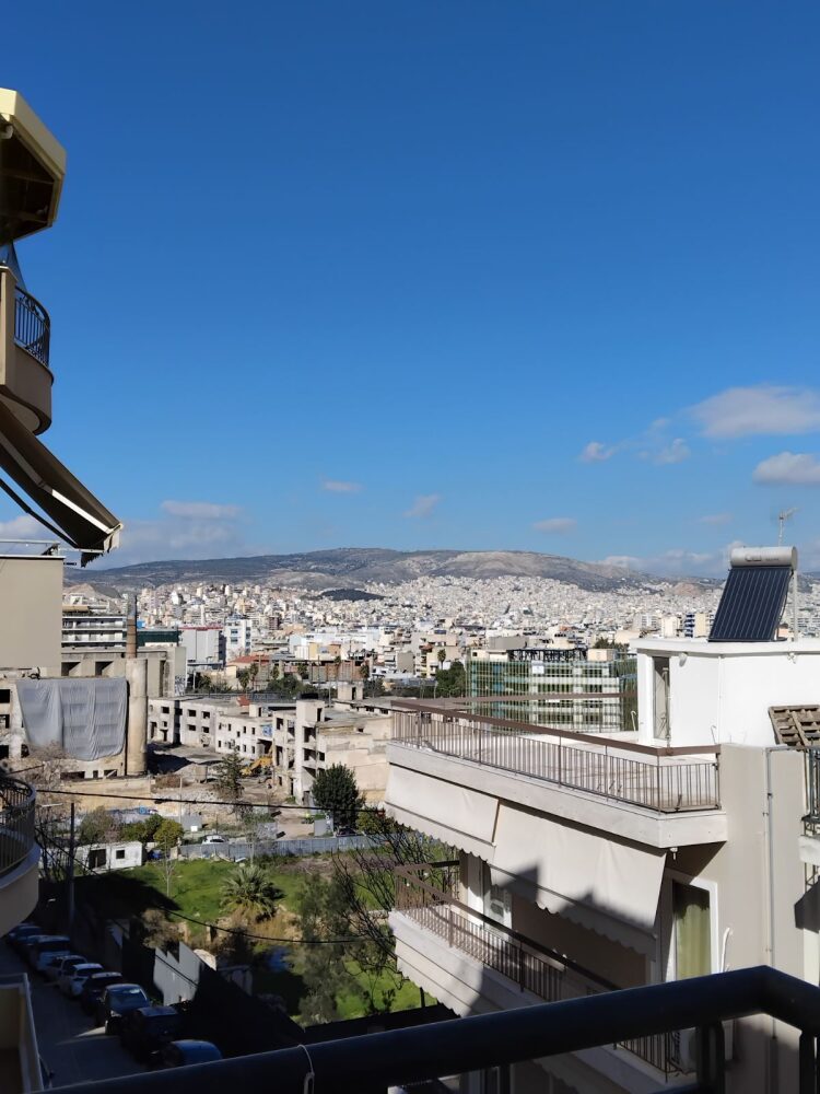 (for sale) Residential Apartment || Piraeus / Kastella - Passalimani - 72.0sq.m, 2 B/R,220.000€