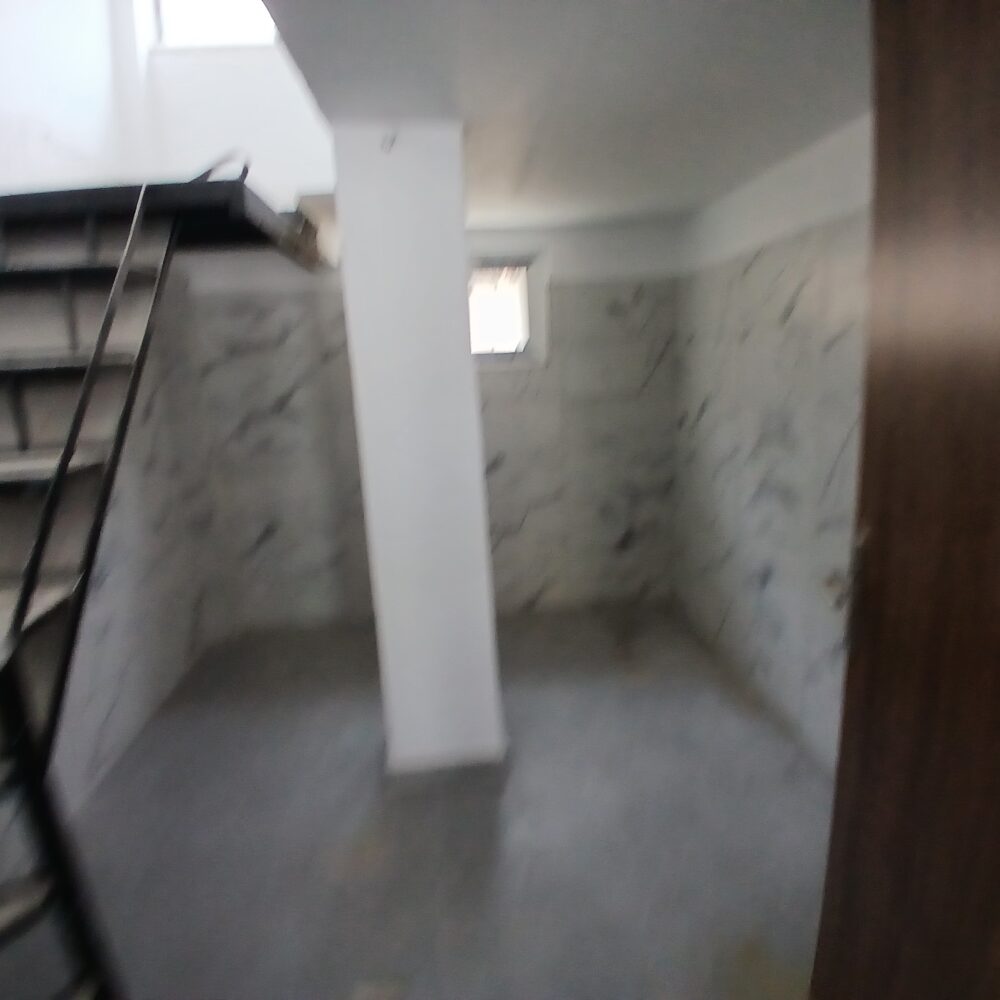 (for rent) Commercial Store || Athens west suburbs / Peristeri - 115.0sq.m, 2.500€