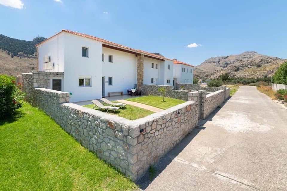 (for sale) Residential Villa || Dodekanisa Prefecture / Rhodes - 240.0sq.m, 6 B/R,680.000€
