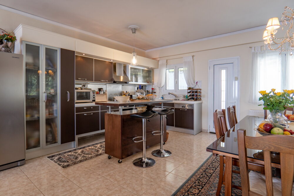 (for sale) Residential Villa || Corfu Prefecture / Corfu - 263.0sq.m, 6 B/R,980.000€