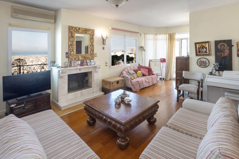(for sale) Residential Building || Athens south suburbs / Ilioupoli - 490.0sq.m, 8 B/R,870.000€