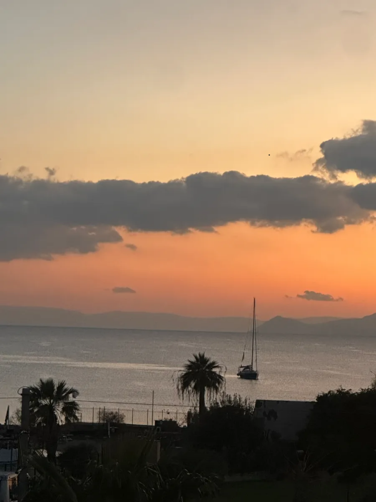 (for sale) Residential Apartment || Athens south suburbs / Alimos - 165.0sq.m, 3 B/R,800.000€