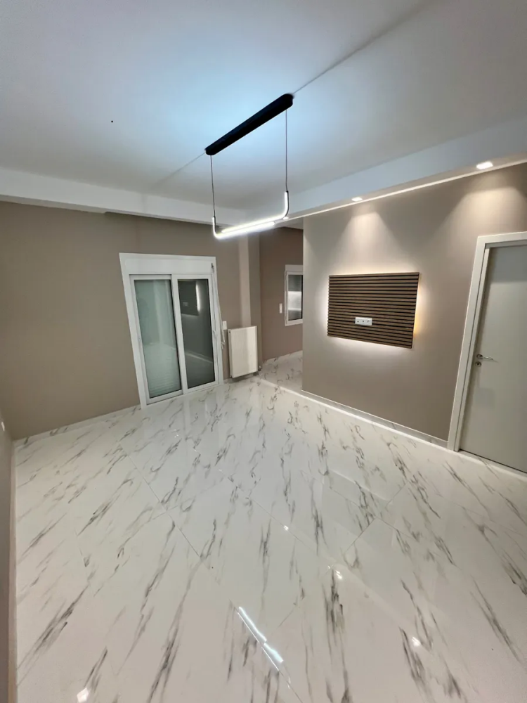 (for sale) Residential Apartment || Athens south suburbs / Ilioupoli - 83.0sq.m, 2 B/R,260.000€