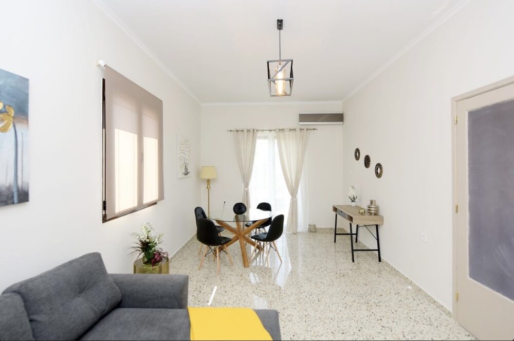 (for rent) Residential Apartment || Dodekanisa Prefecture / Rhodes - 105.0sq.m, 2 B/R,1.000€