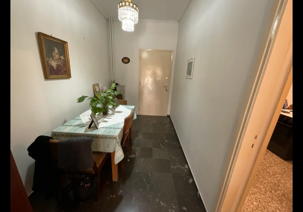 (for sale) Residential Apartment || Athens south suburbs / Ilioupoli - 51.0sq.m, 1 B/R,135.000€