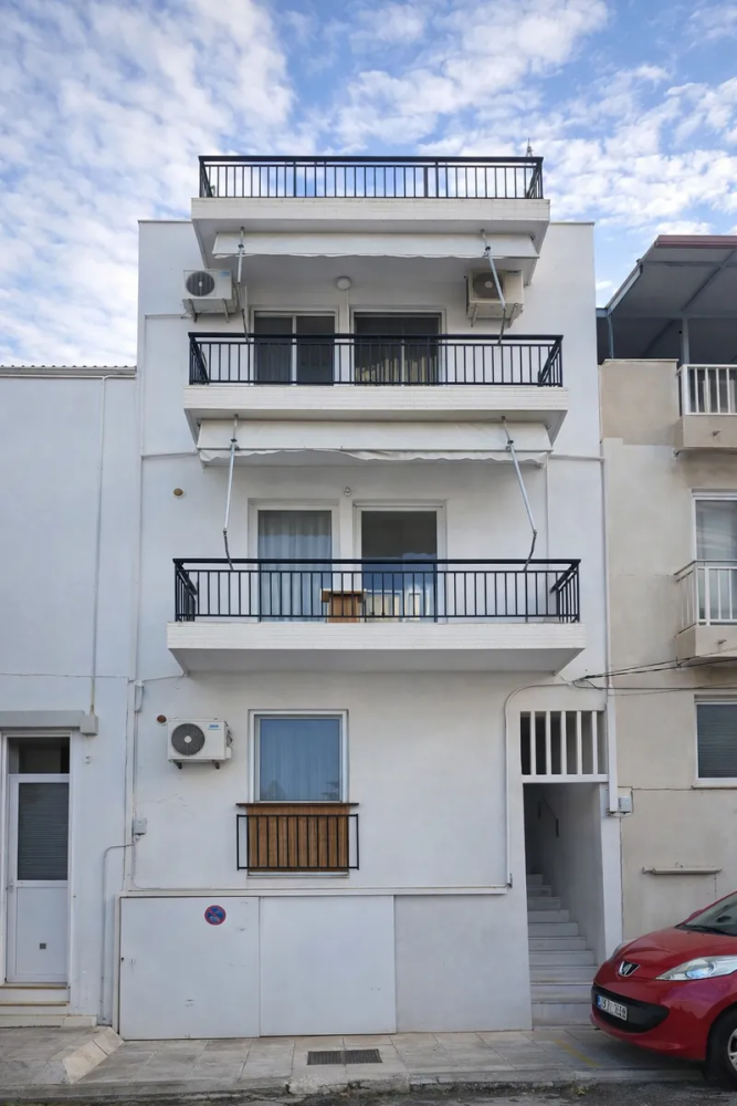 (for sale) Residential Apartment Complex || Athens south suburbs / Ilioupoli - 201.0sq.m, 5 B/R,480.000€