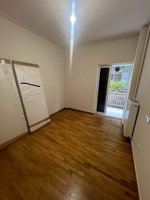 (for sale) Residential Apartment || Athens south suburbs / Nea Smyrni - 52.0sq.m, 1 B/R,150.000€