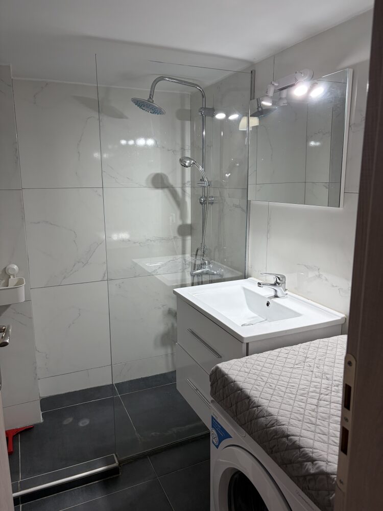 (for rent) Residential Apartment || Athens south suburbs / Vironas - 57.0sq.m, 1 B/R,630€