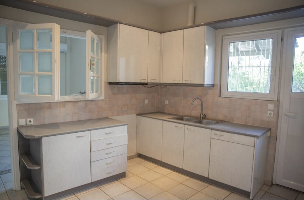 (for sale) Residential Apartment || Athens north suburbs / Agia Paraskevi - 112.0sq.m, 3 B/R,345.000€