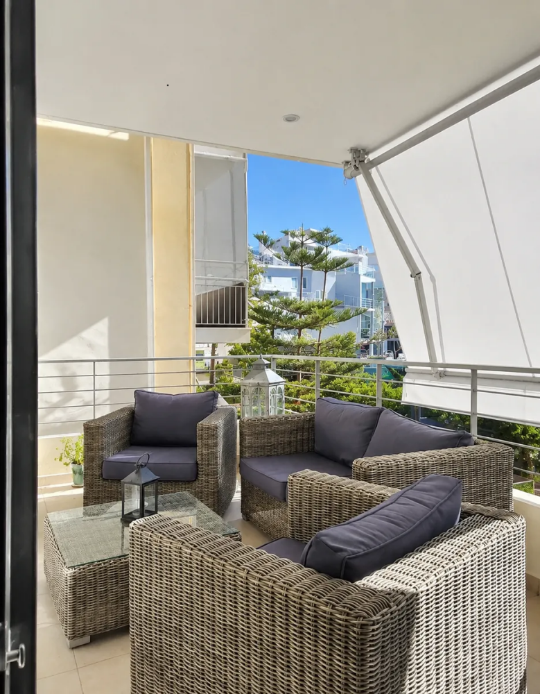 (for sale) Residential Apartment || Athens south suburbs / Palaio Faliro - 80.0sq.m, 2 B/R,325.000€