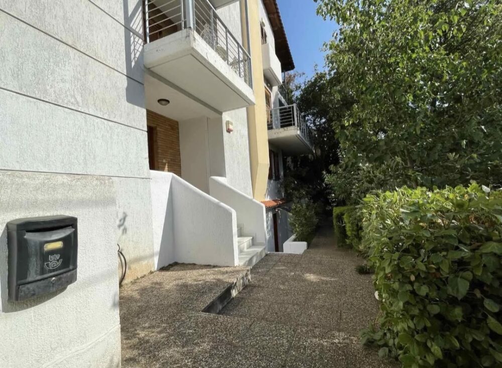 (for rent) Residential Apartment || Athens north suburbs / Kifisia - 164.0sq.m, 3 B/R,1.800€