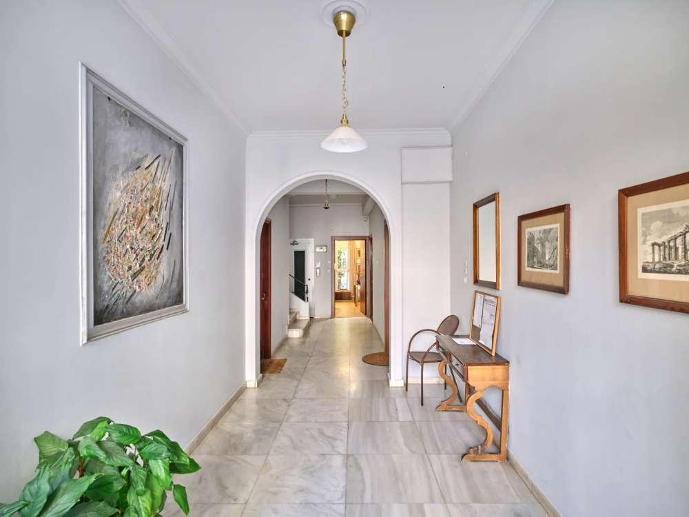 (for sale) Residential Apartment || Athens center / Historic Center - 45.0sq.m, 1 B/R,390.000€
